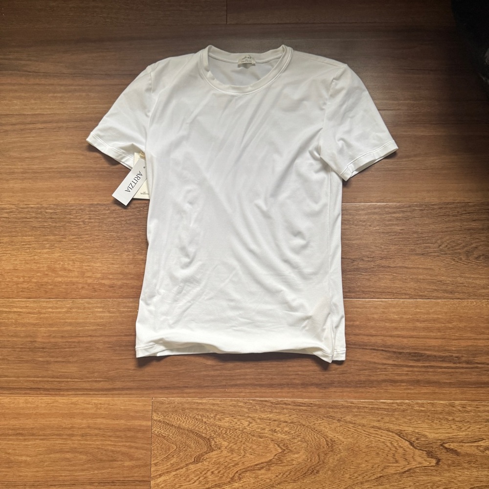 Aritzia Wilfred tee